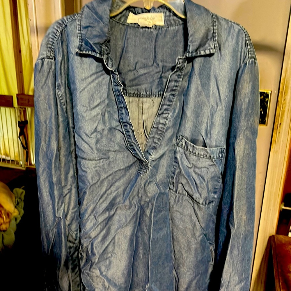 Jean top. GUC.  Very cute on!!